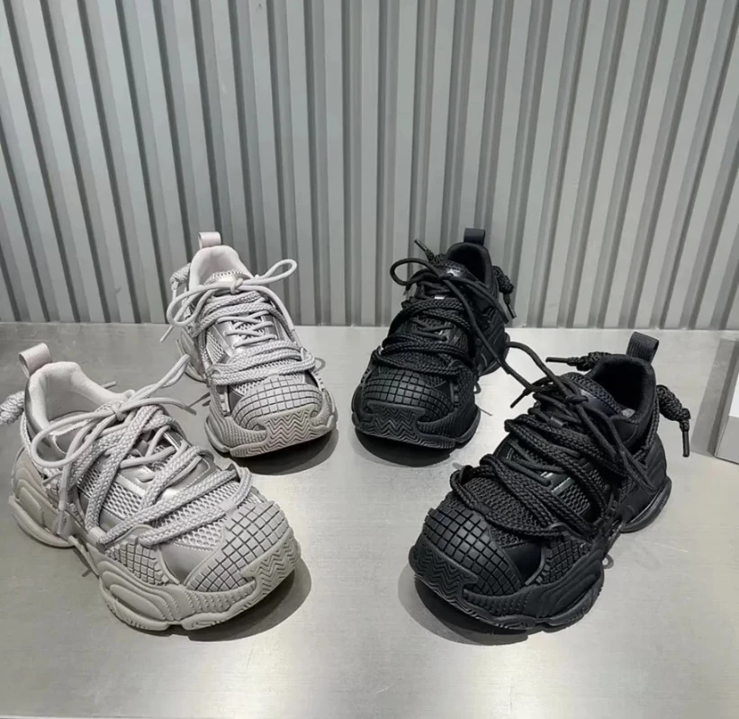 糖糖2024新款女鞋透气四季潮款时尚百搭休闲黑色厚底英伦风2-7-15