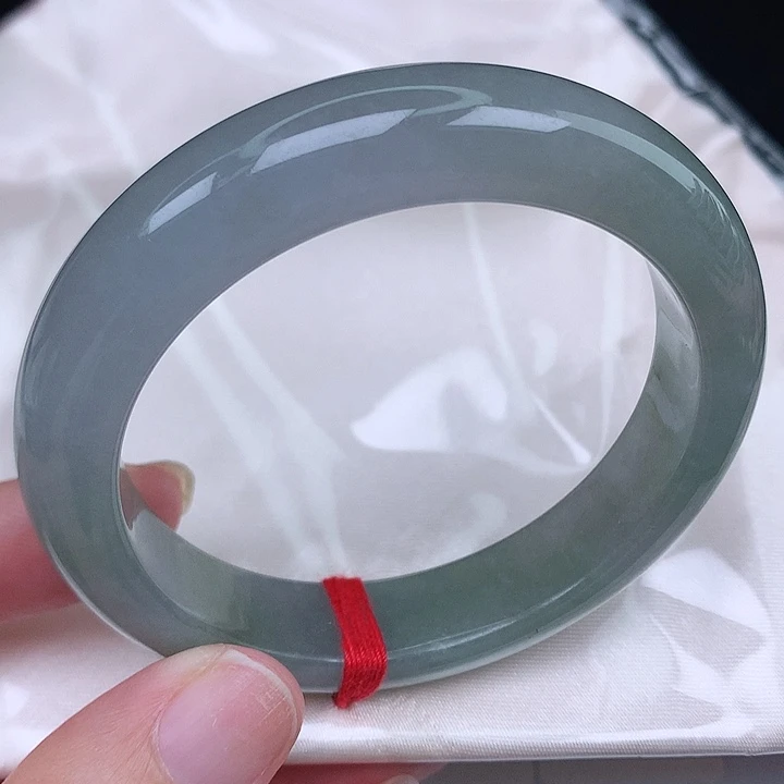 未镶嵌手镯翡翠天然