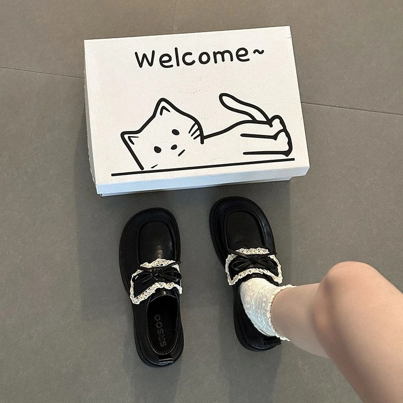 复古甜美蕾丝魔术贴玛丽珍鞋黑色女2026春季百搭厚底粗跟方头单鞋