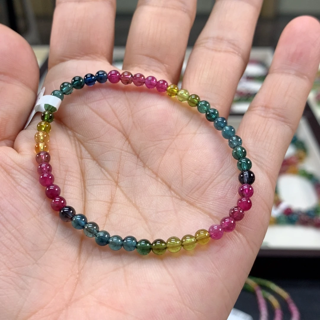 未镶嵌手链碧玺4左右