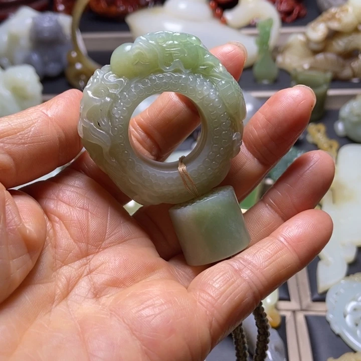 和田玉未镶嵌挂件