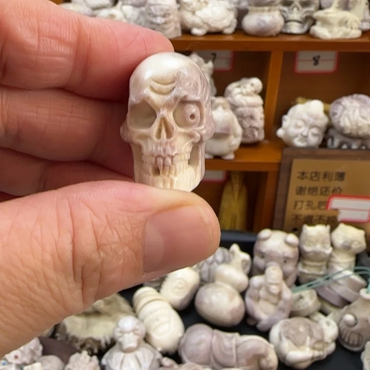 非金属配饰鹿角雕刻骷髅
