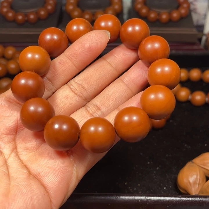 @***勒橄榄核吊坠1.7++树王福利