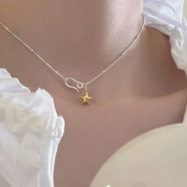 铜合金项链 X0005 金色星星吊坠清新百搭气质轻奢锁骨链