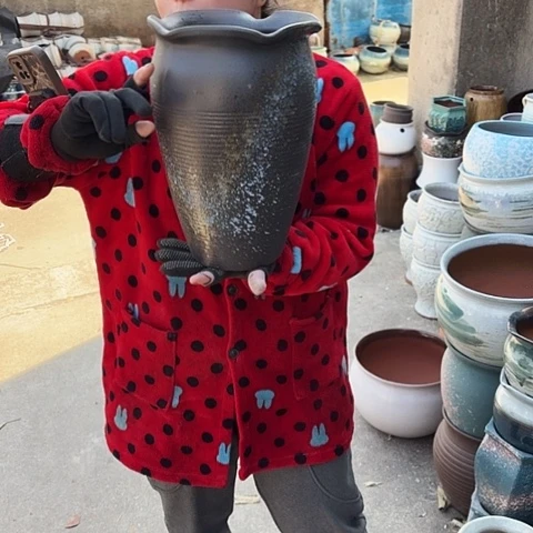 20口31高瑕疵盆子。