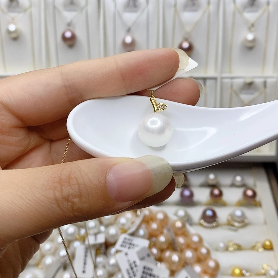 淡水珍珠未镶嵌吊坠(赠链)