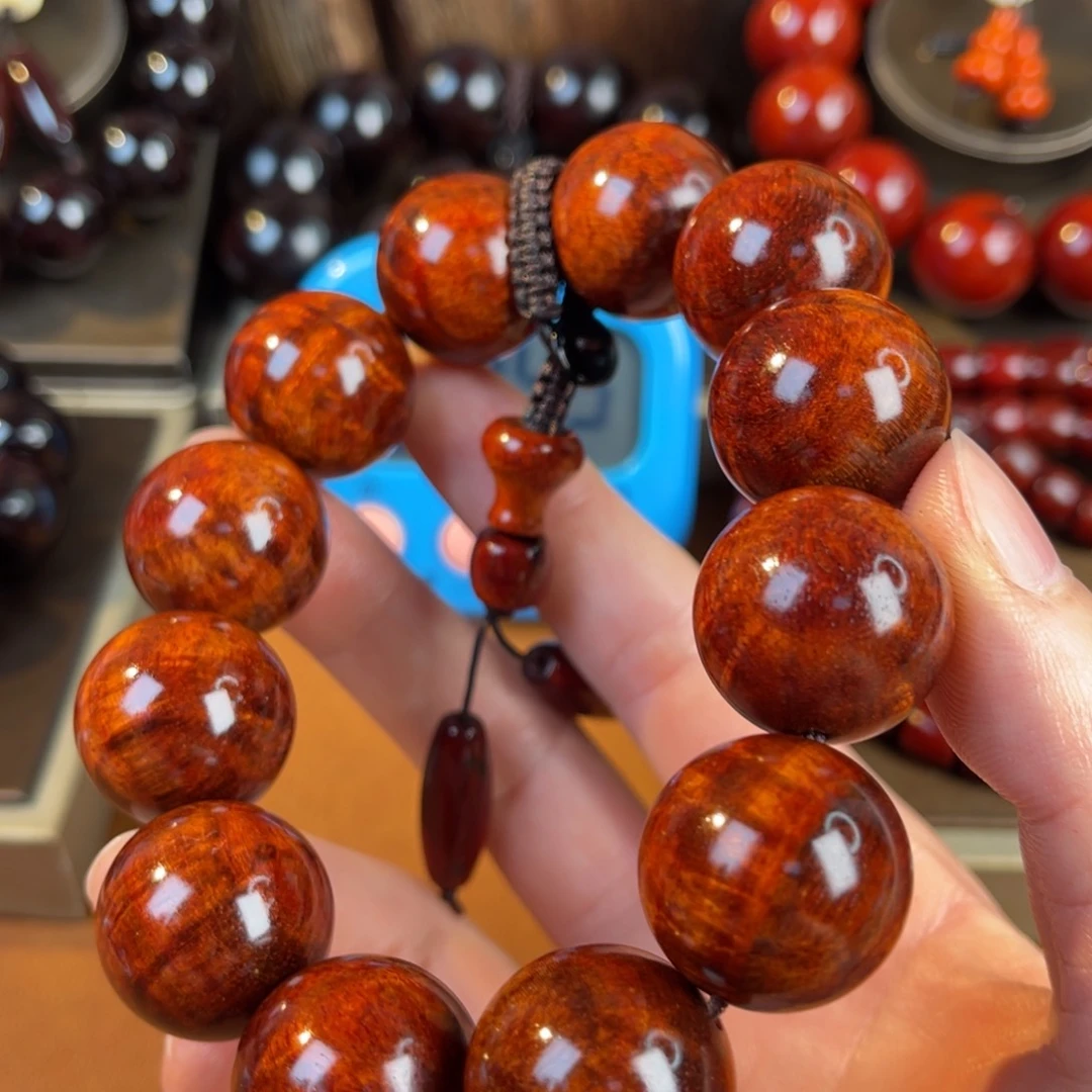 檀香紫檀（小叶紫檀）生**虎