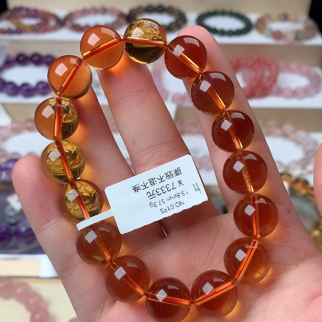 水晶手串未镶嵌?**h黄水晶