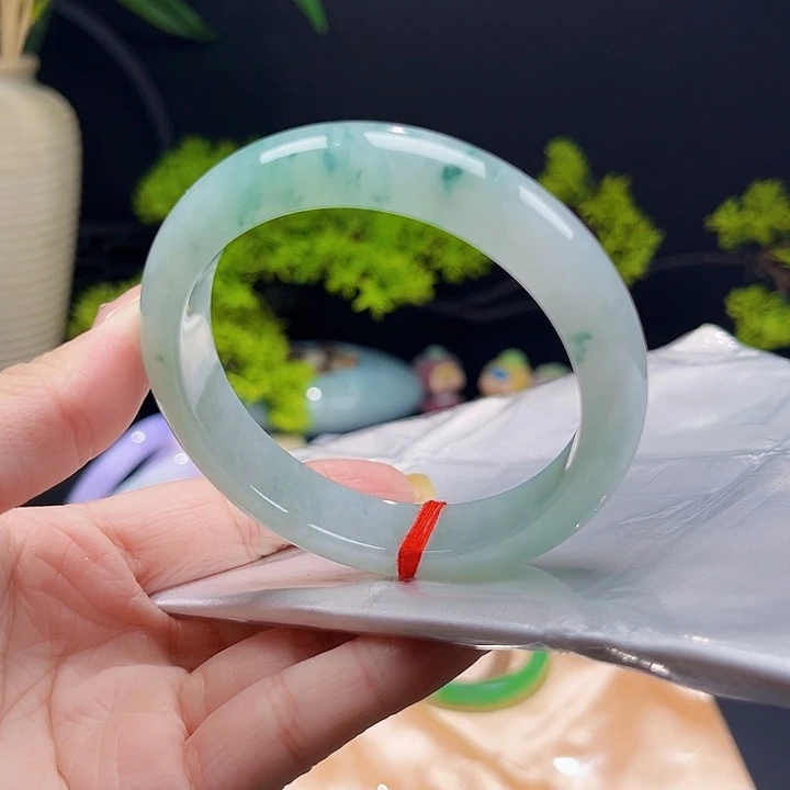 翡翠未镶嵌手镯57.2