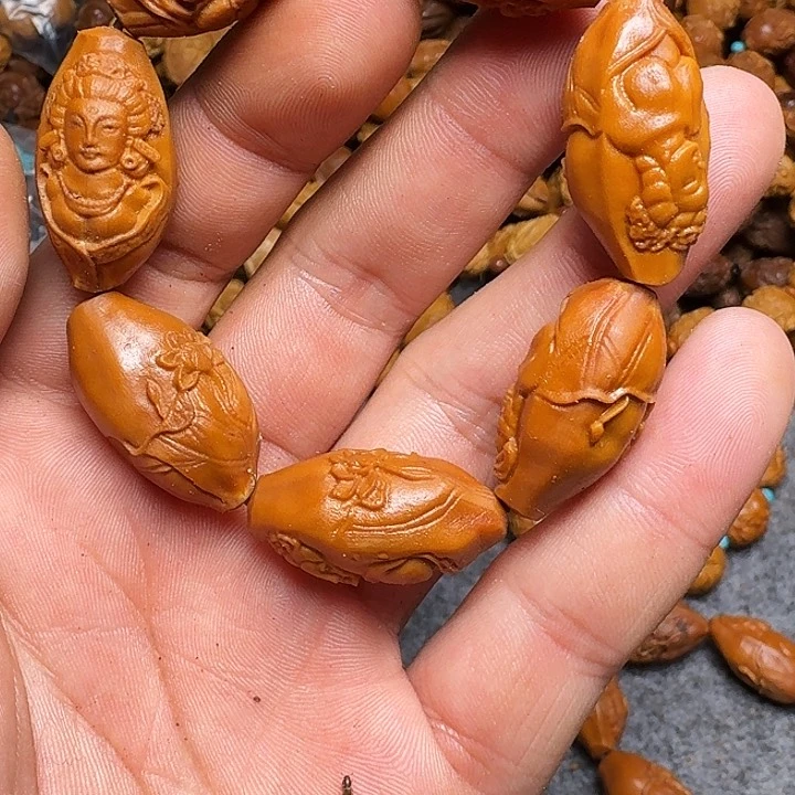 橄榄核手串你是谁