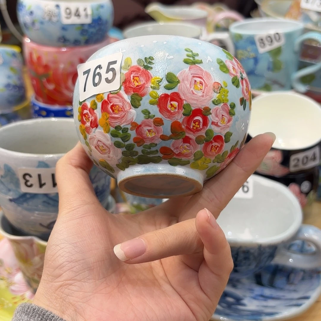 瓷片兔兔嘎嘎嘎好帅