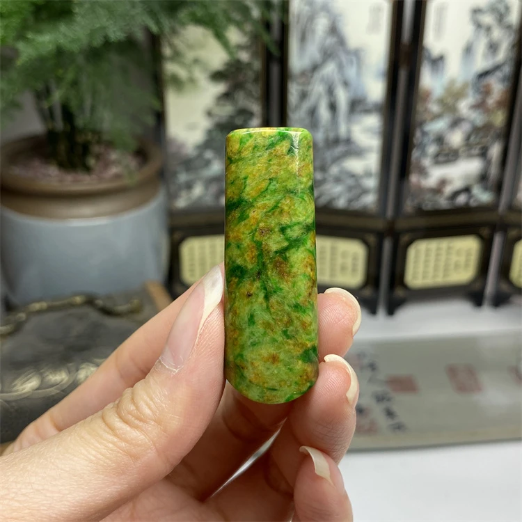 老料黄加绿辣色素面牌吊坠 天然翡翠A货  玥琳琅