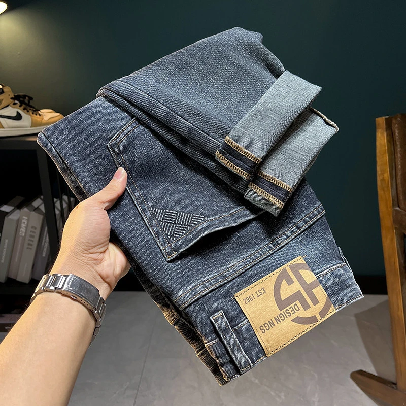 2025春秋四季款个性高端轻奢新塘潮牌牛仔裤男士宽松直筒潮流裤子