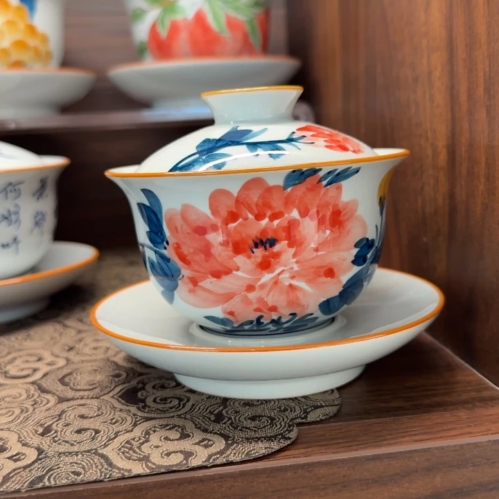 釉下手绘茶具微瑕