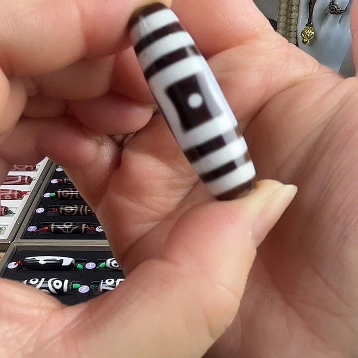 玛瑙/玉髓合金颈饰