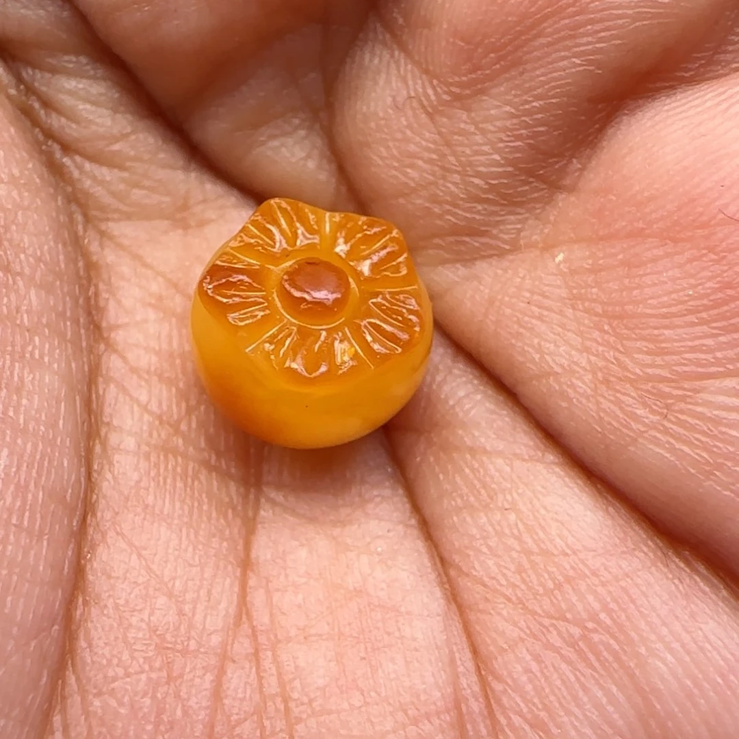 琥珀颈饰未镶嵌琥珀