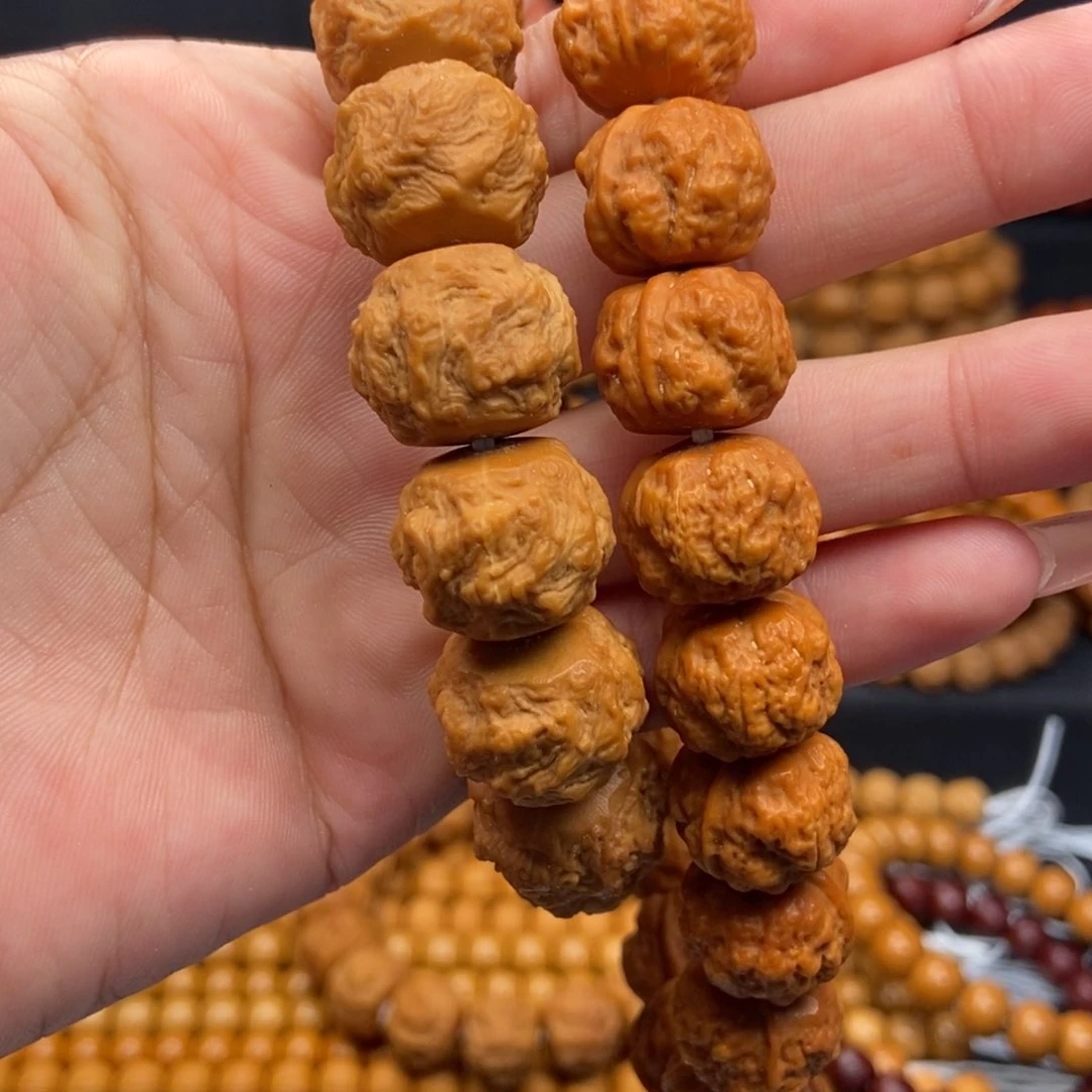 猴头核桃手串K****龙蛇之变蟾宗手持