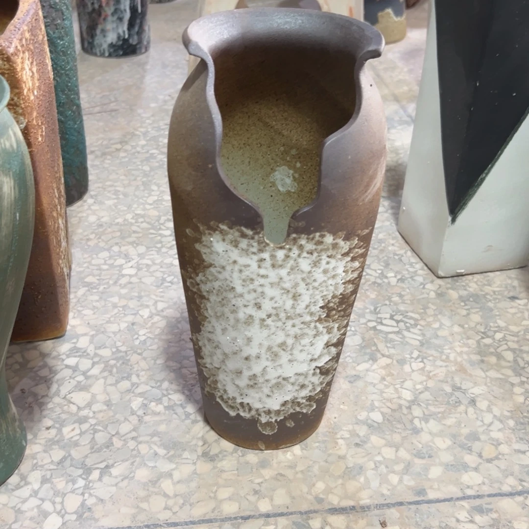 高度32缺口15有孔瓷器