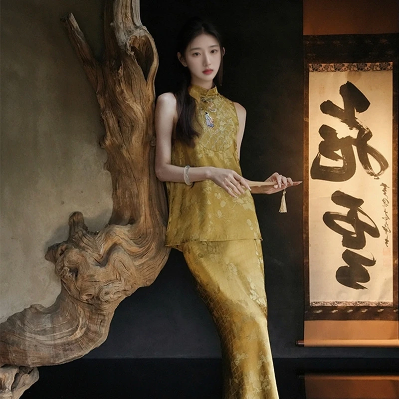 国风新中式2025新款提花轻奢刺绣立领背心鱼尾裙两件套