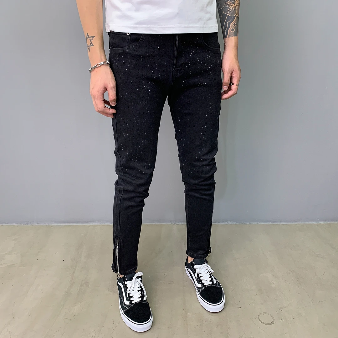 欧货潮男烫钻牛仔裤2025秋冬新款黑色修身小脚裤男百搭显瘦弹力