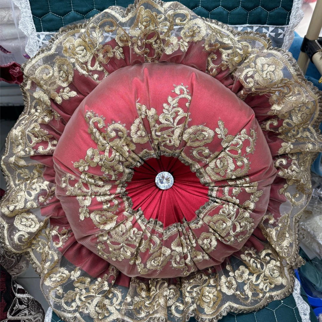 直径55左右含花边天丝贡缎欧根纱刺绣南瓜枕抱枕靠枕含芯