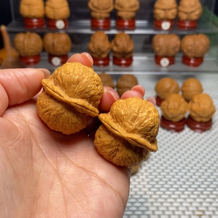 把件文玩核桃18铁狮子