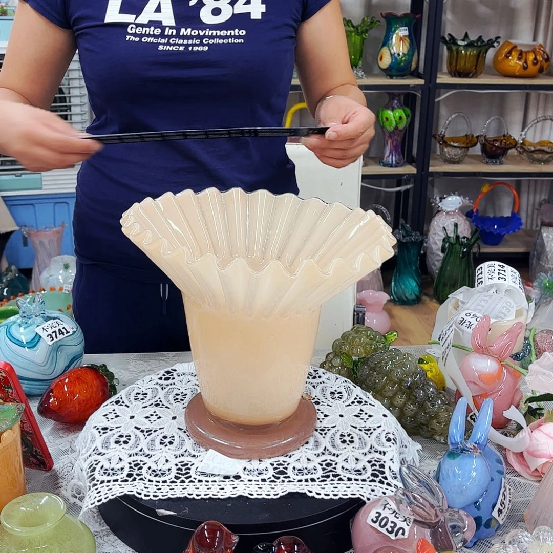 3716 家悦琉璃工艺品不完美