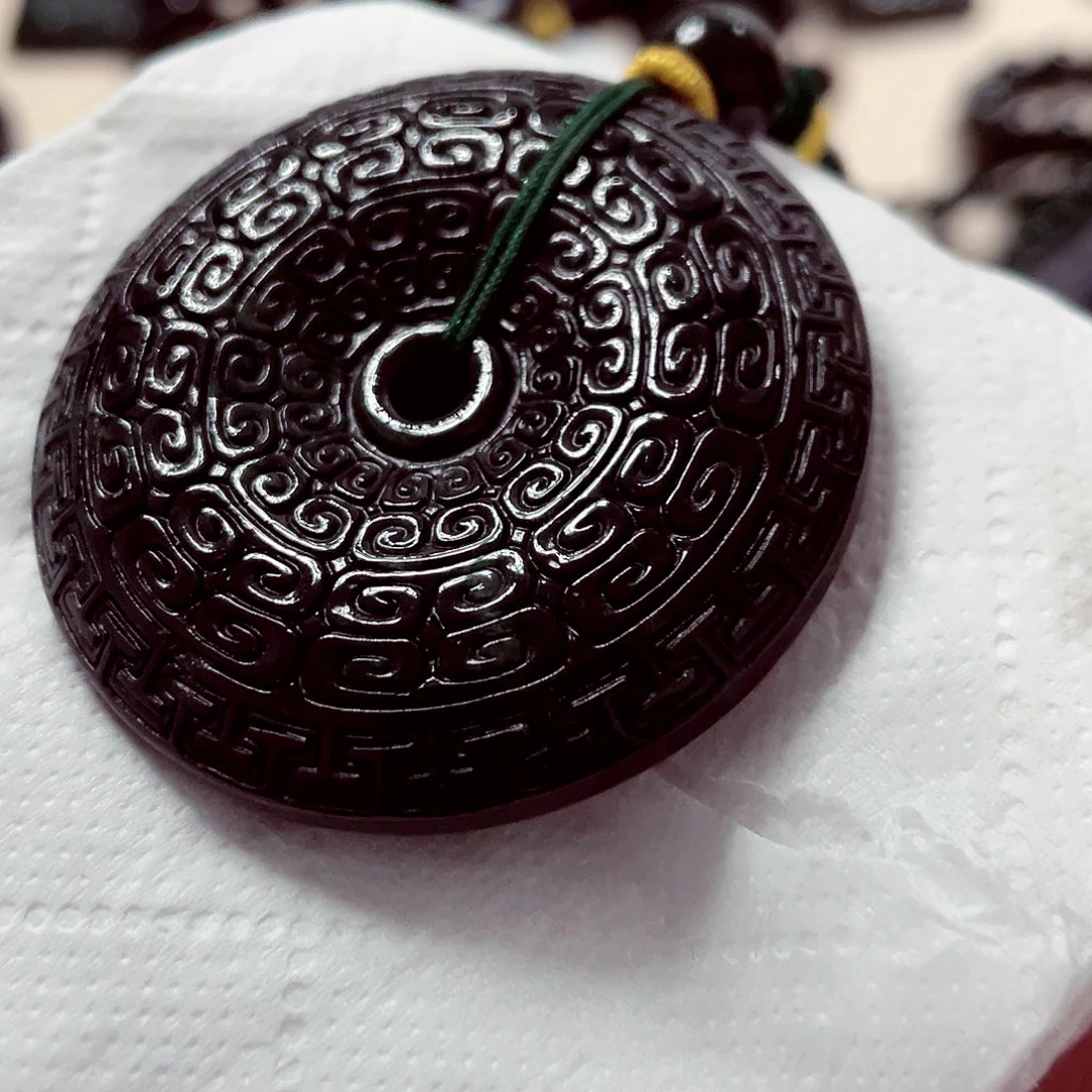 翡翠未镶嵌颈饰先鉴后发一物一证