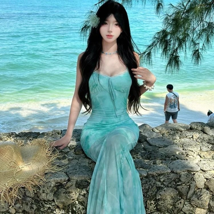 优品超仙纯欲风蕾丝拼接绝美设计感吊带连衣裙夏季新款显瘦鱼尾长