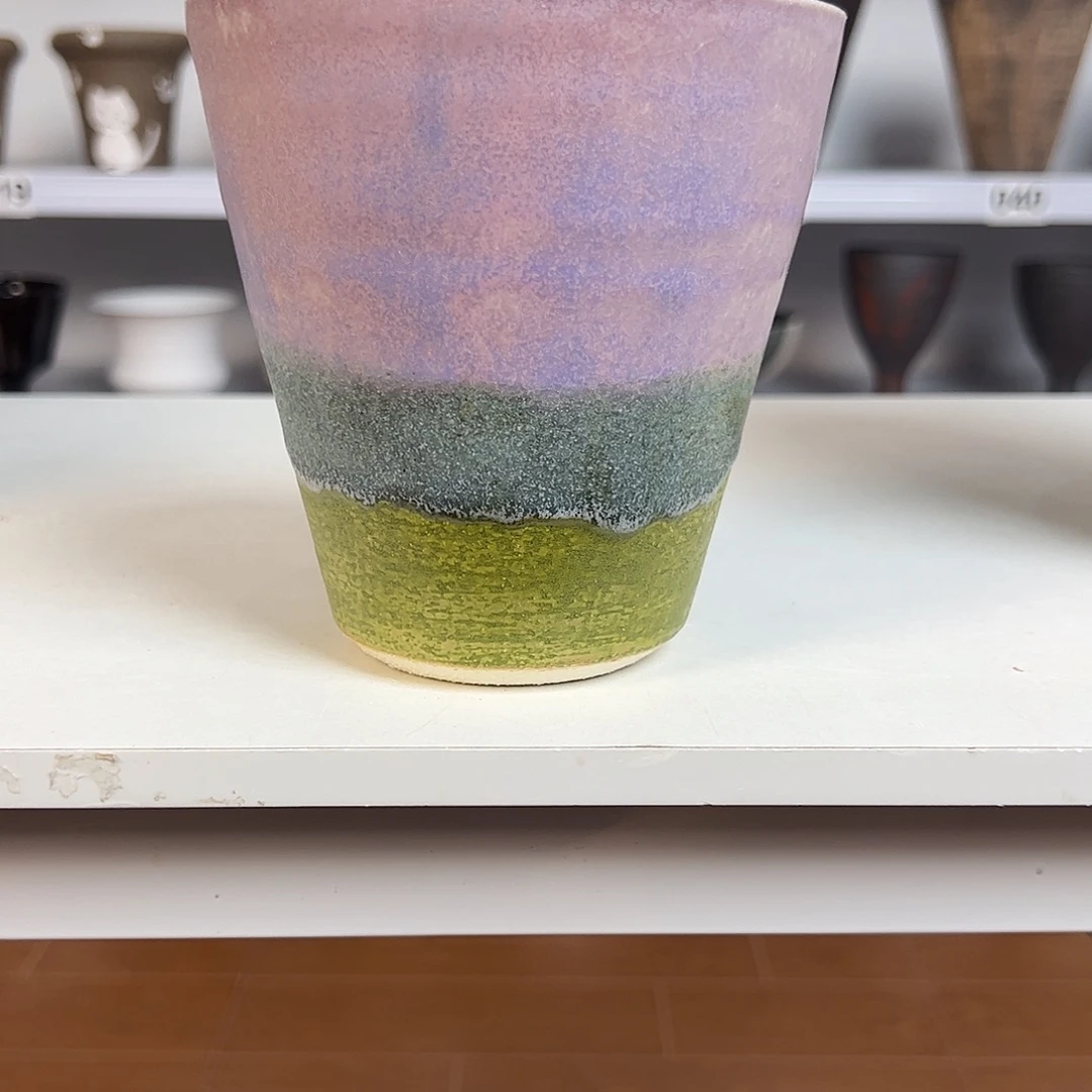 海***悦两个手工花盆有孔