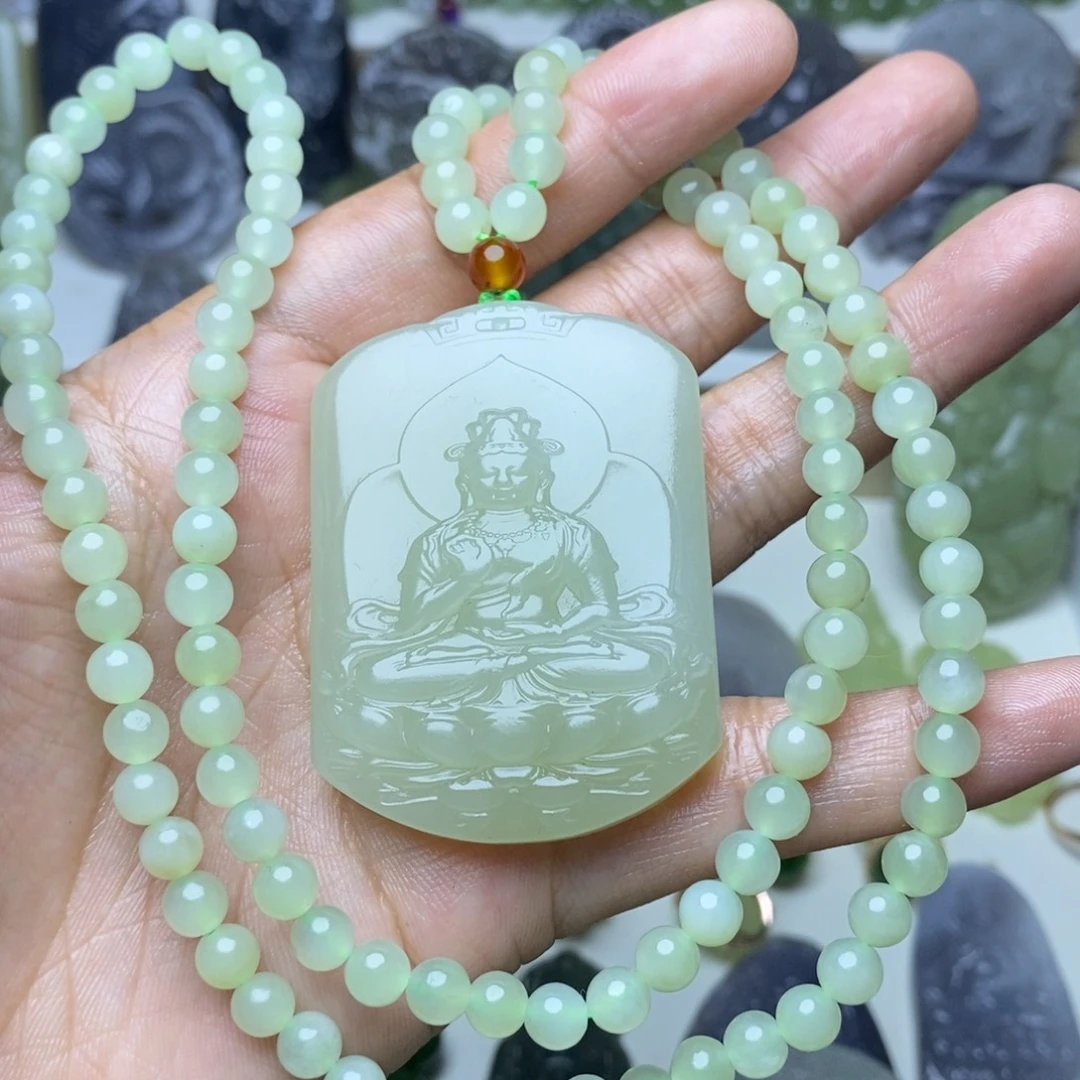 和田玉未镶嵌颈饰