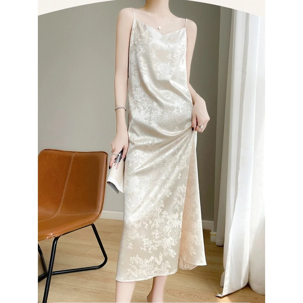 新中式提花吊带连衣裙女夏季新款内搭吊带时尚法式气质修身A字裙