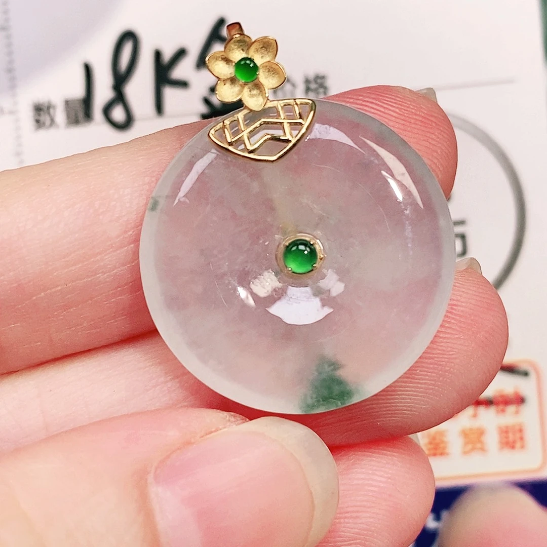 翡翠18K金镶嵌颈饰