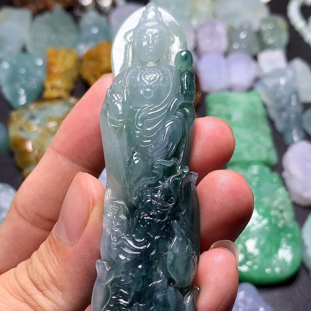 玄***心颈饰未镶嵌翡翠翡翠