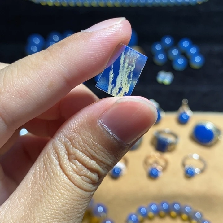 琥珀未镶嵌裸石多米尼加蓝珀