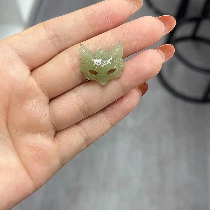 柠***精颈饰未镶嵌和田玉和田玉狐狸面具
