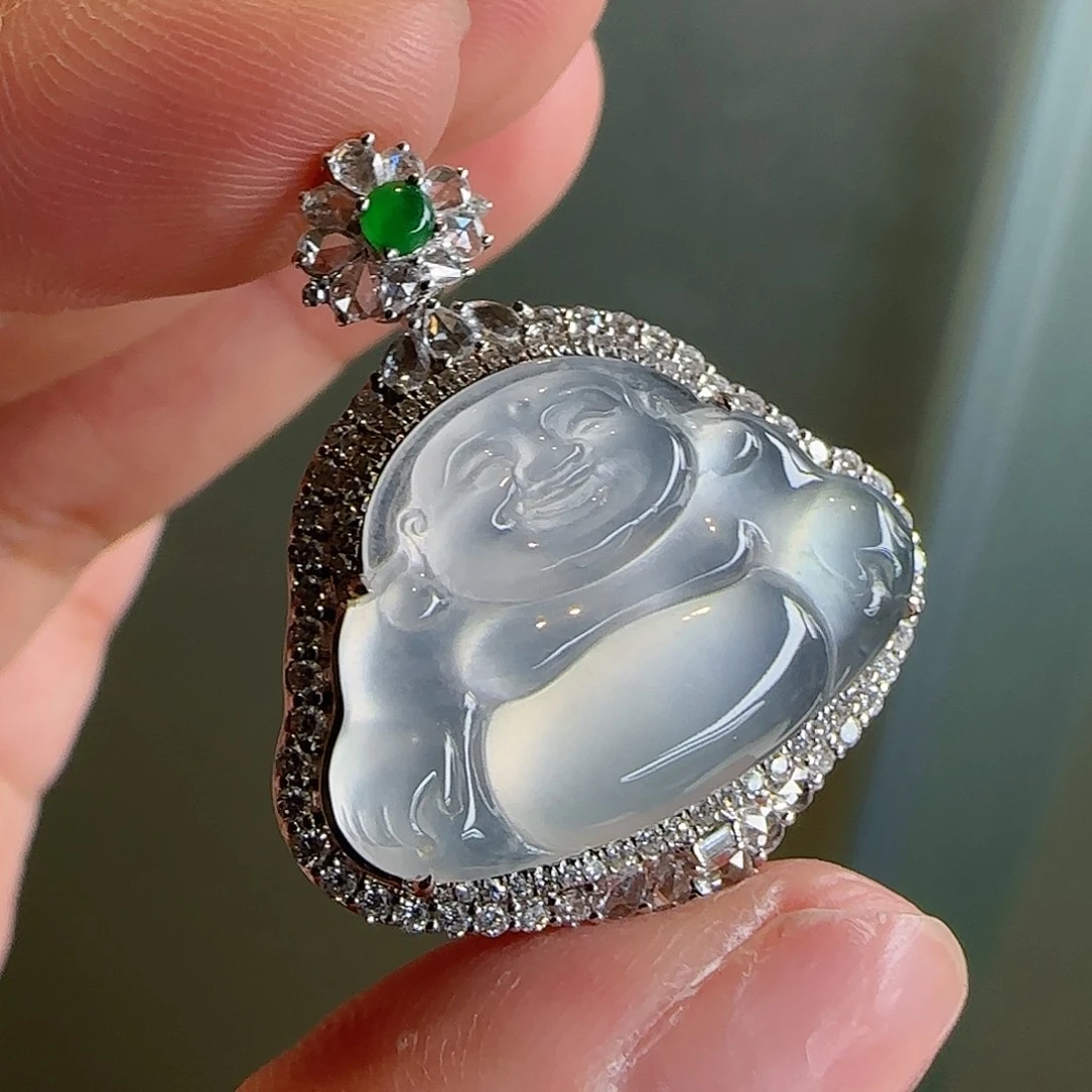 翡翠18K金镶嵌颈饰天然翡翠