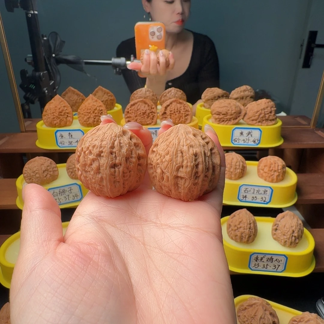 文玩核桃吊坠38全品铁锤