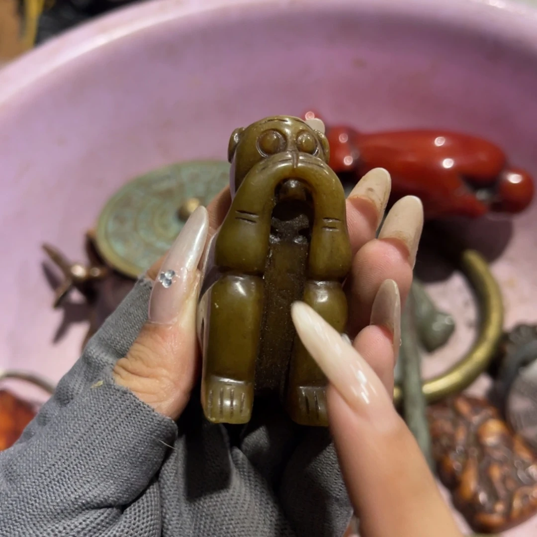 ꧁***꧂瓷片这个时候才开始发的