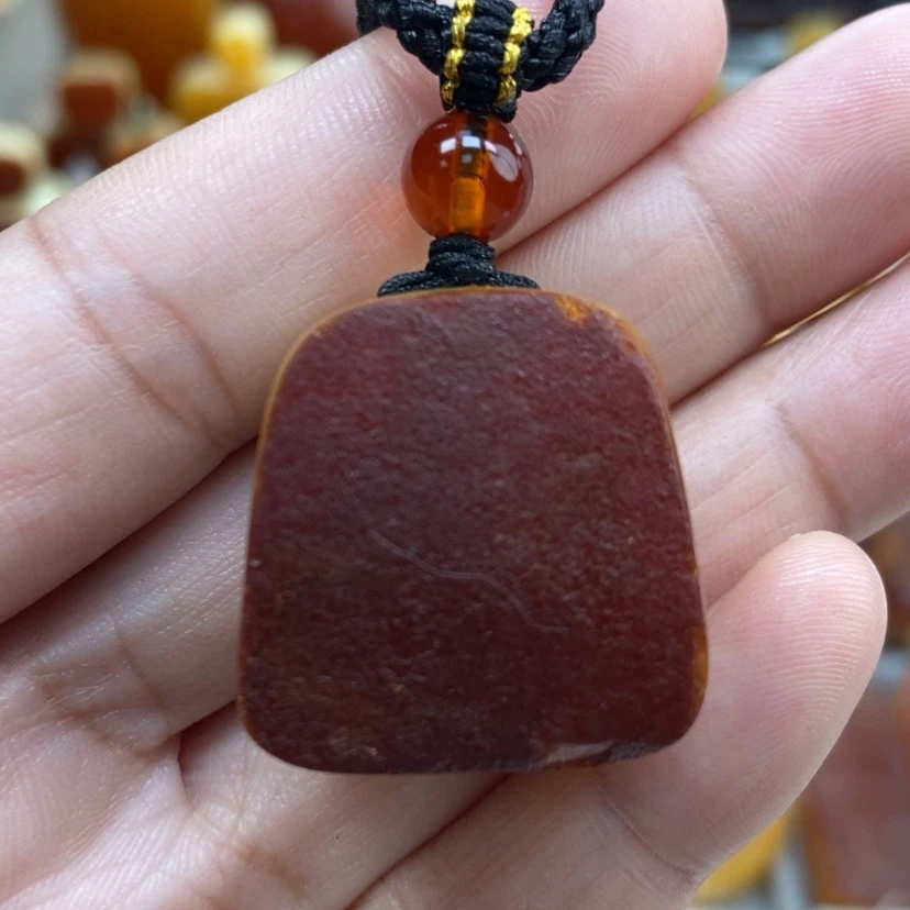 【闪购商品】琥珀颈饰未镶嵌