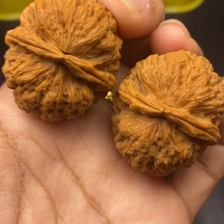 文玩核桃吊坠40尺铁狮子