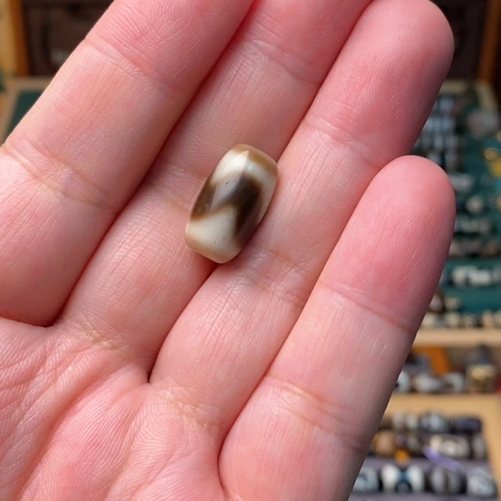 未镶嵌玛瑙/玉髓珠宝半成品