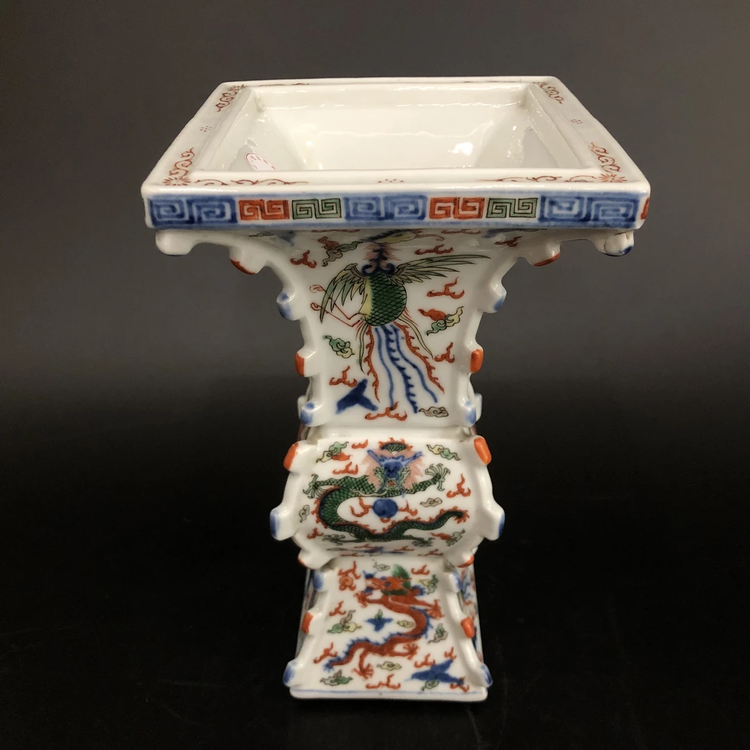 25091038清晚期青花五彩龙凤纹出戟尊 高22.5cm