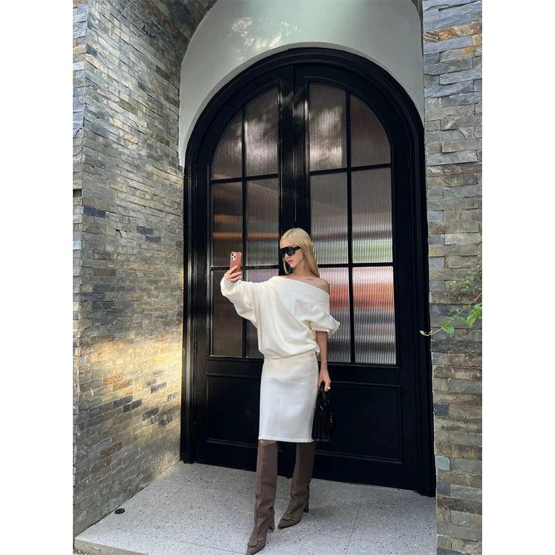 慵懒时尚套装设计感小众高级感白色一字肩长袖上衣高腰包臀半身裙