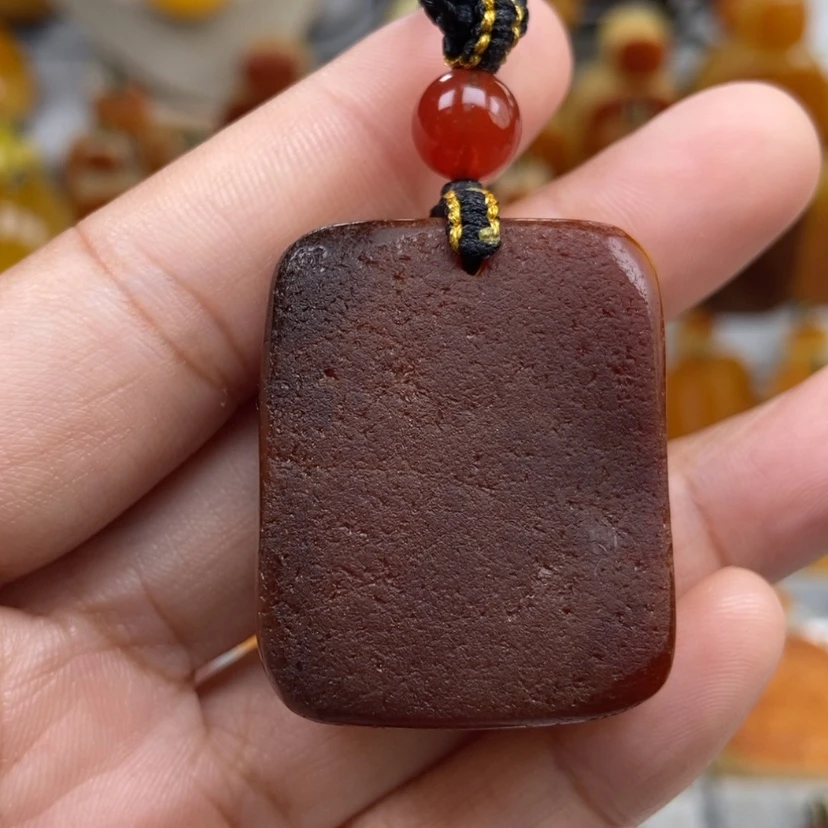 【闪购商品】琥珀颈饰未镶嵌