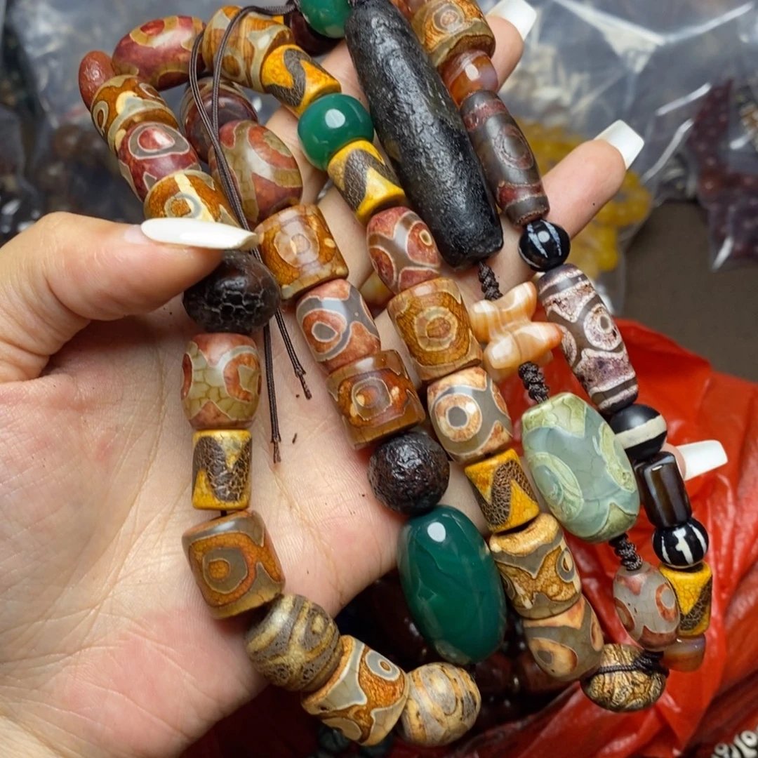 未镶嵌颈饰玛瑙/玉髓