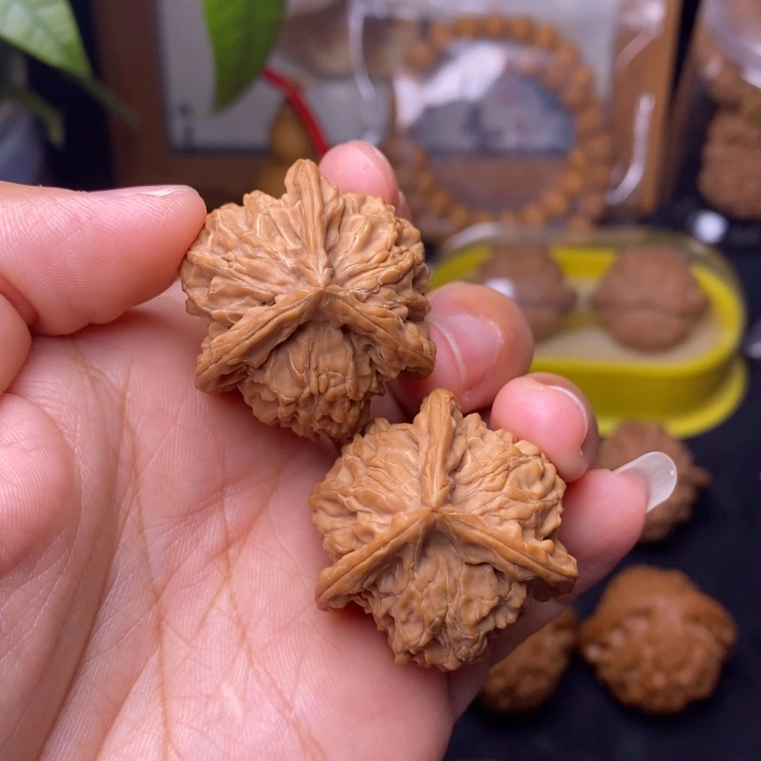 文玩核桃把件32盘山正奔