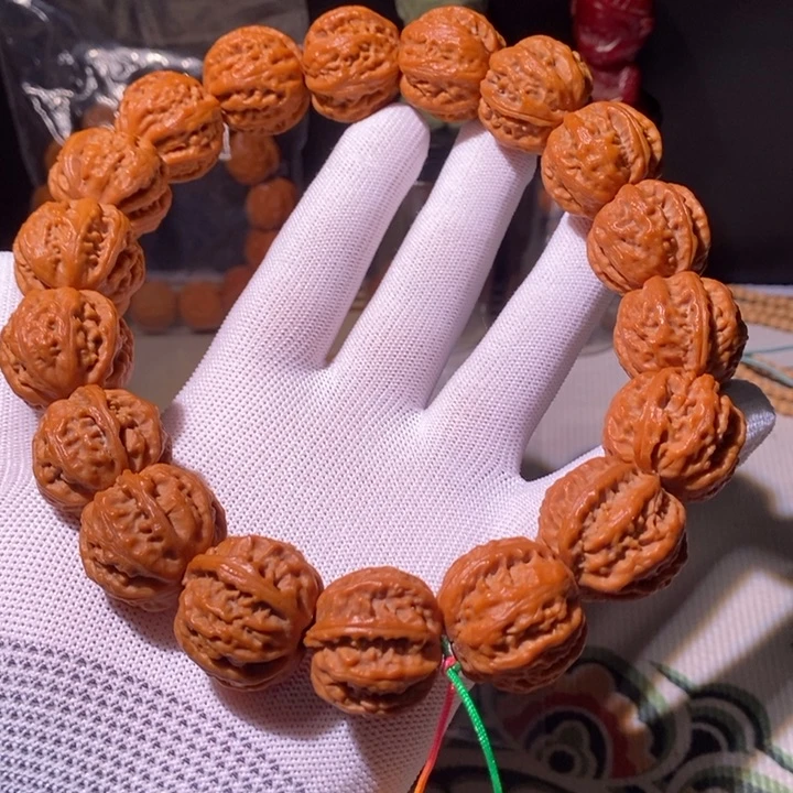 文玩核桃手串………………1