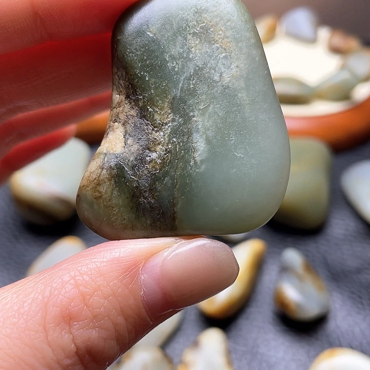 和田玉颈饰未镶嵌20