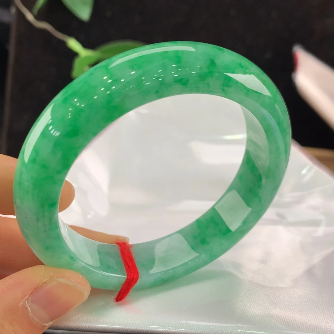 翡翠手镯未镶嵌111-0149